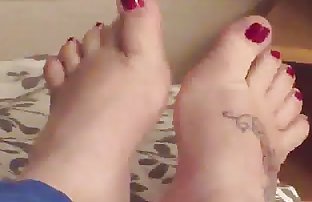 Friend foot tease