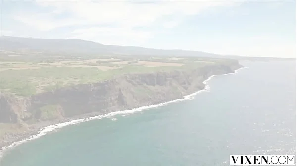 VIXEN Insatiable Bombshells Kelly & Stefany Share A Cock