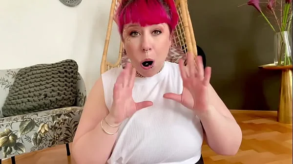 Proxy Paige Love Grapes!