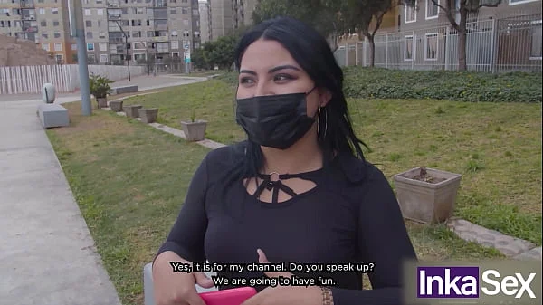 VENEZOLANA SUPER CULONA pillada por despecho luego de perder su cita en tinder.