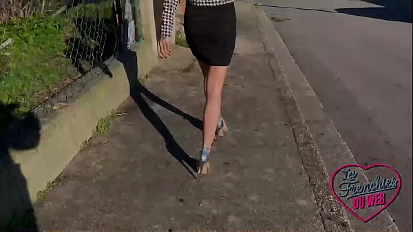 Crystal s'offre une bonne baise avec double pénétration