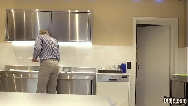 Nice teen gets frisky with her older boyfriend