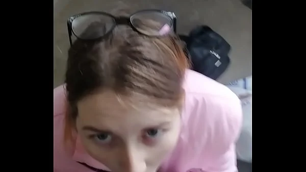 The girl sucked at the entrance and got cum in her mouth