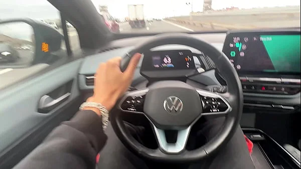 Fast and Furious: Car Blowjob while driving on public