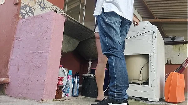 dona de casa recebe técnico enquanto marido esta fora