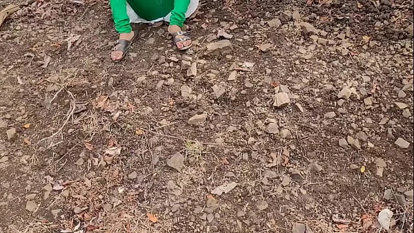 रांड़ को जंगल में जाकर उसकी चूत फाड़ दी