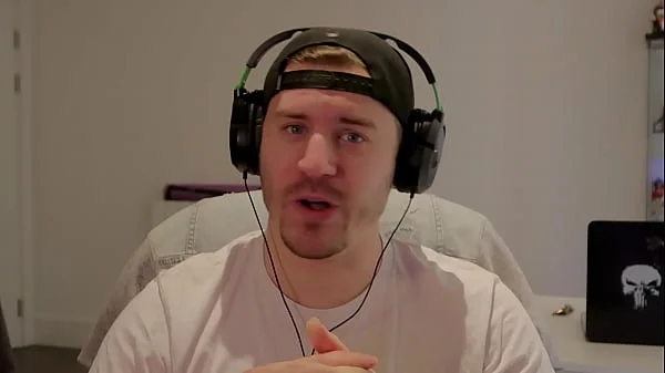 Girls Throw a Pajama Party During Lockdown (Fap CEO) [Uncensored]