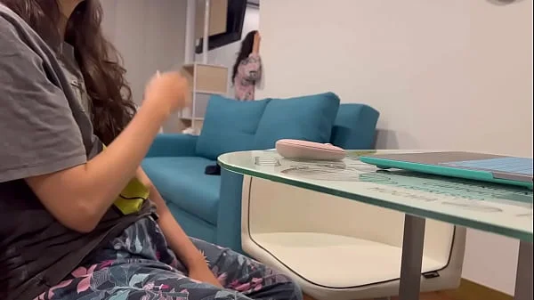 Me tocó la vagina mi amiga en casa de sus padres