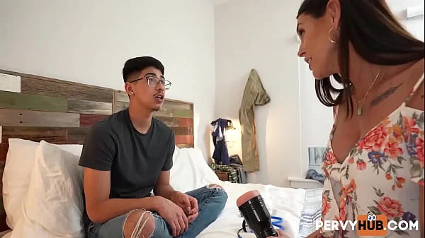 Finger and Feel The Difference Abby Somers, Diego Perez