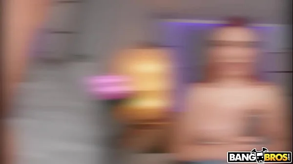 Paola Gets Huge Creampie