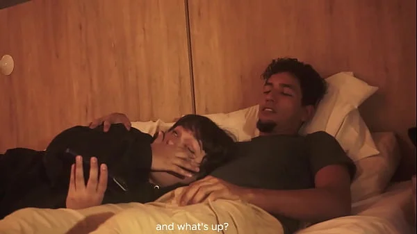 No puedo dejar de tocarme y tuve que poner mi pene en la boca de mi hermanastra (por poco nos descubren) FANTASIAHARDCORESEX