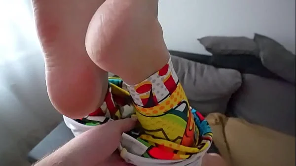 Stepsister accidentally showed her naked photos of her big ass and I fucked her