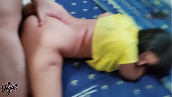 Mi vecina Venezolana tenia antojo de verga, me pidio que la cogiera y se dejo grabar! siguela en instagram @vegasofcrowleyofficial