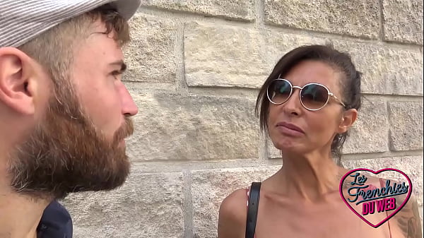 Charlotte barmaid coquine de 40ans