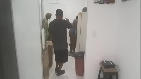 Fabinho Costha  mykng off