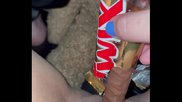 CAPPUCCINO COFFEE&amp_TWIX CHOCOLATE IN MY 18-YEARS-OLD VIRGIN PINK TIGHT PUSSY-KINKY FOOD FETISH LONG PORN-GIRL MASTURBATE&amp_MOAN-BEST SAUDI AMATEUR-ARABIAN SNOWWHITE-LOS ANGELES-WANTS BBC USA