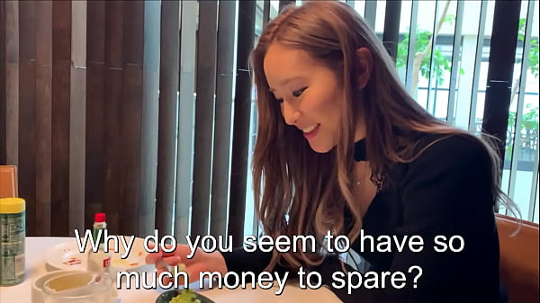 [English Dubbing] A very rich gal asks for sex on social networking sites and fucks her in a luxury hotel! She'_s wearing red underwear and it'_s very erotic. She gets fucked from the back and in a cowgirl position!