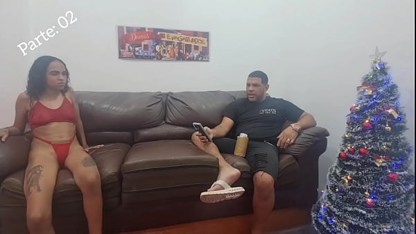 Dessinha, the little surfer, makes revelations not just with Leo the ogre: - I want to fuck 8 men, I fucked two and I liked it.